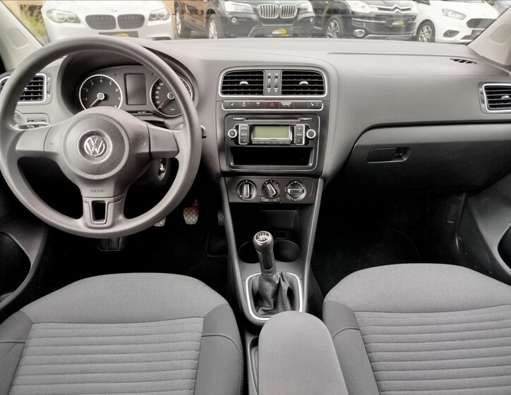 Volkswagen Polo 16