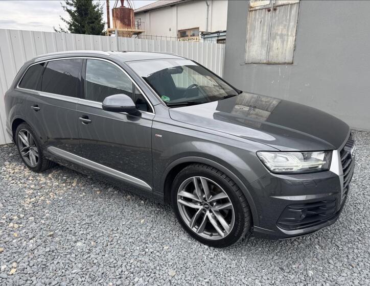 Audi Q7 7