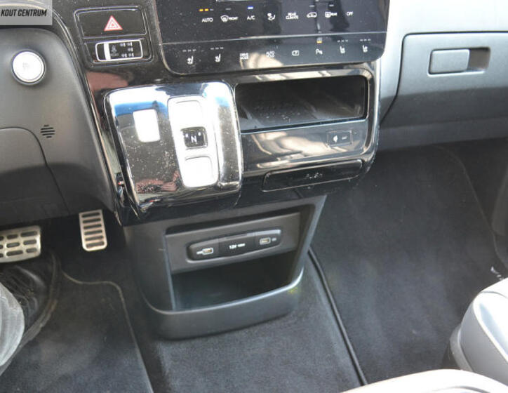 Hyundai Staria 42