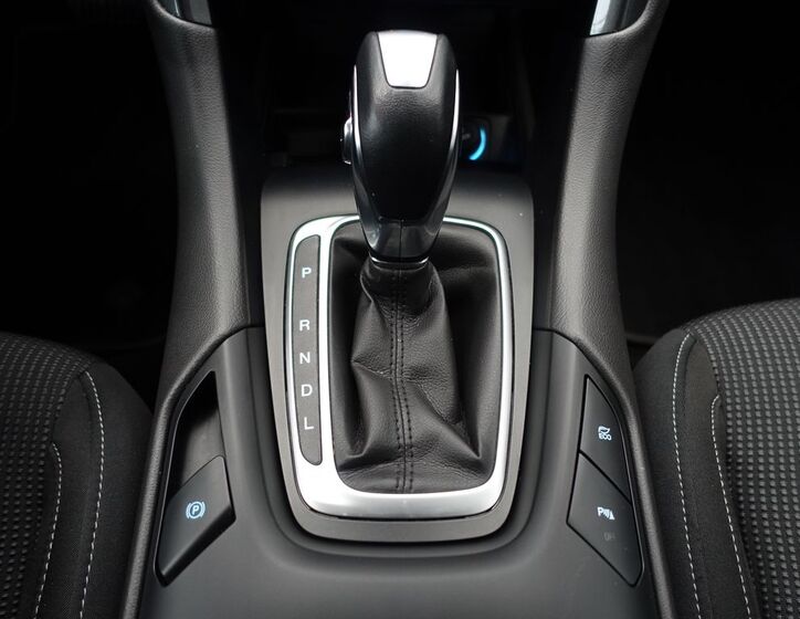 Ford Mondeo 25