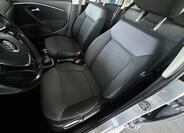 Volkswagen Polo 22