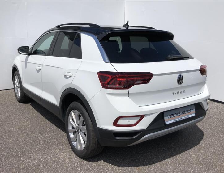 Volkswagen T-Roc 9