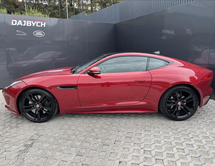 Jaguar F-Type 5