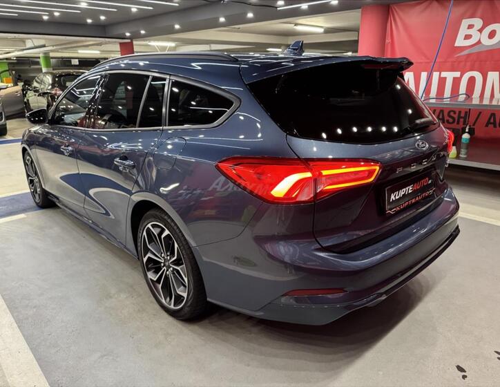 Ford Focus 4