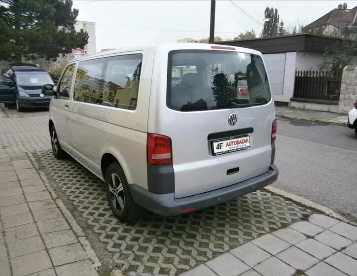 Volkswagen Caravelle 4