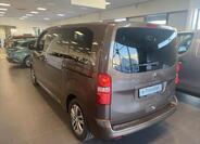 Peugeot Traveller 4