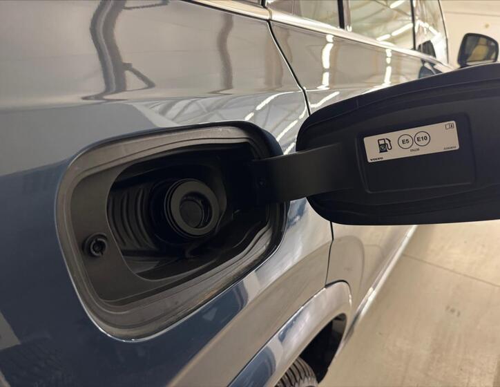 Volvo XC90 15