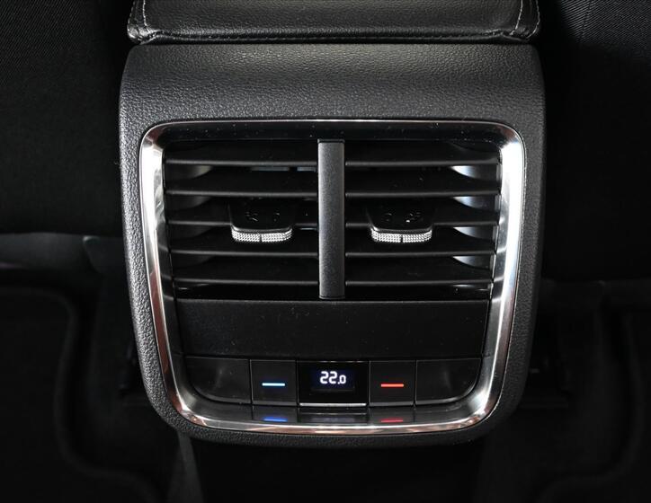 Škoda Octavia 23