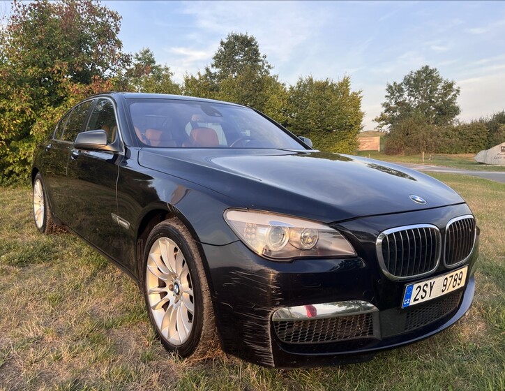 BMW Řada 7 2