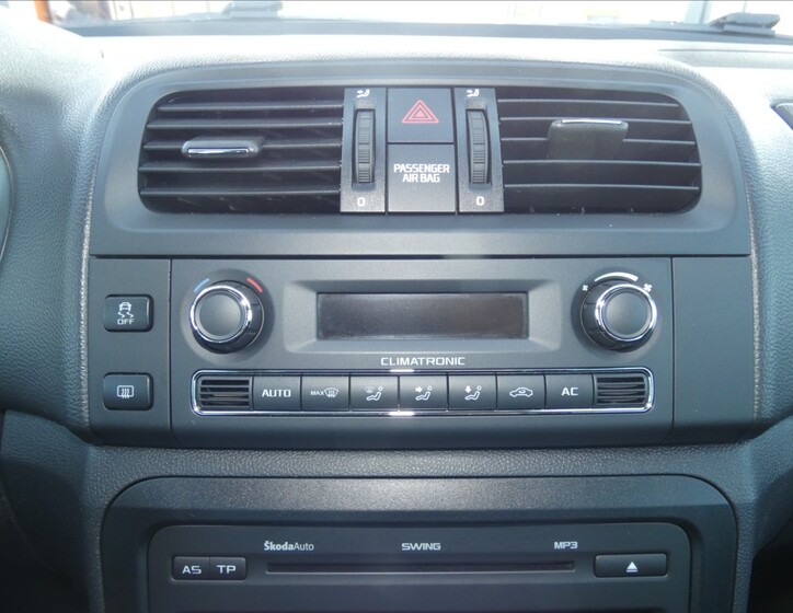 Škoda Roomster 8