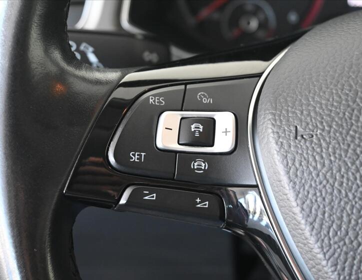 Volkswagen T-Roc 17
