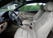Volkswagen EOS 18