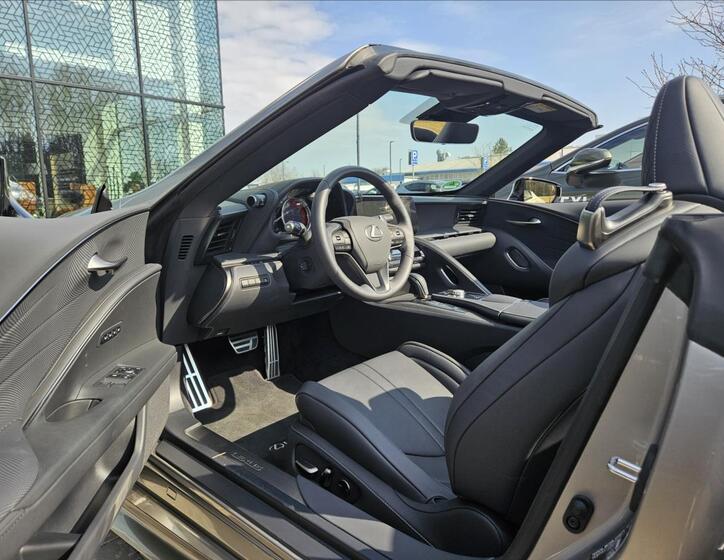 Lexus LC 500 14