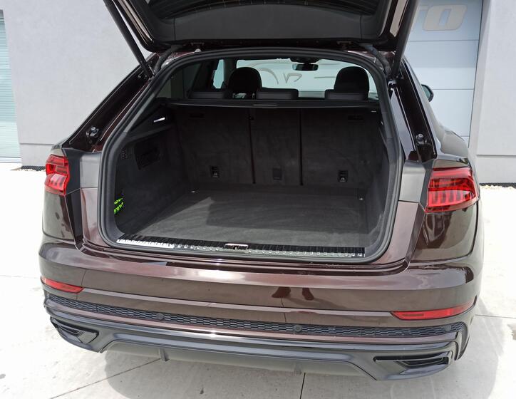 Audi Q8 7