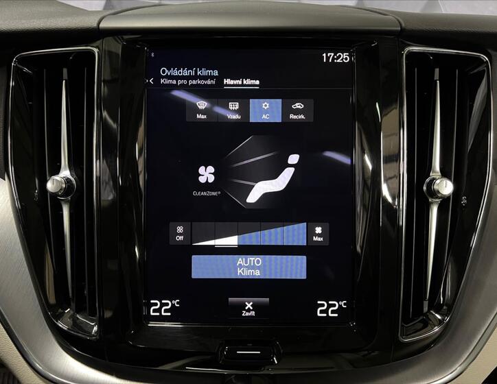 Volvo XC60 16