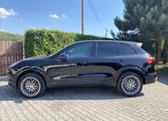 Porsche Cayenne 2