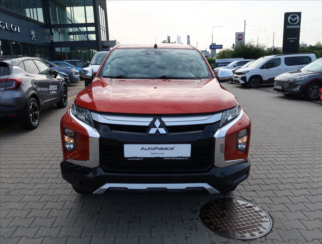 Mitsubishi L200