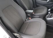 Hyundai i10 13