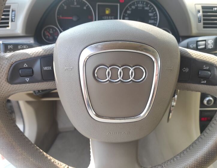 Audi A4 12
