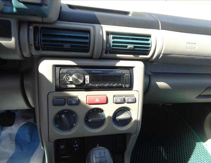 Land Rover Freelander 12