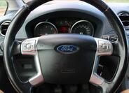Ford Galaxy 18