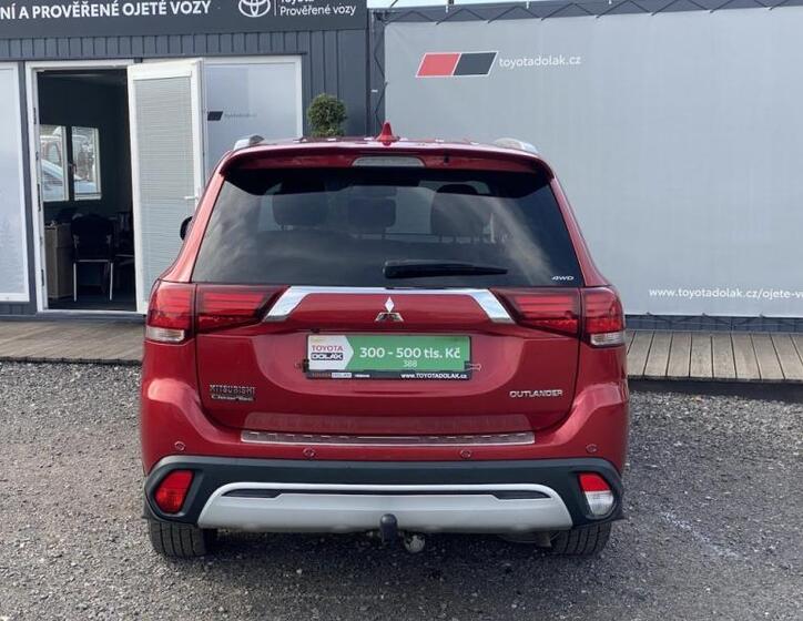 Mitsubishi Outlander 5