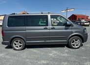 Volkswagen Caravelle 8
