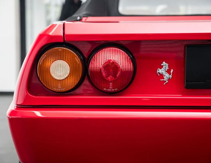 Ferrari Mondial 25