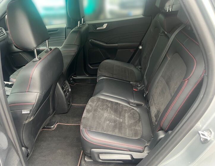 Ford Kuga 9