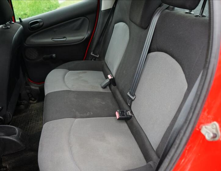Peugeot 206 8