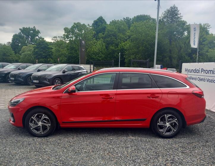 Hyundai i30 4