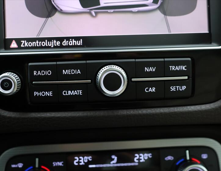 Volkswagen Touareg 30