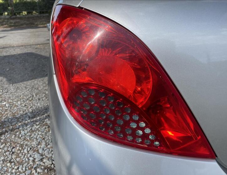 Peugeot 207 37