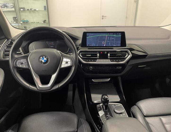 BMW X3 7