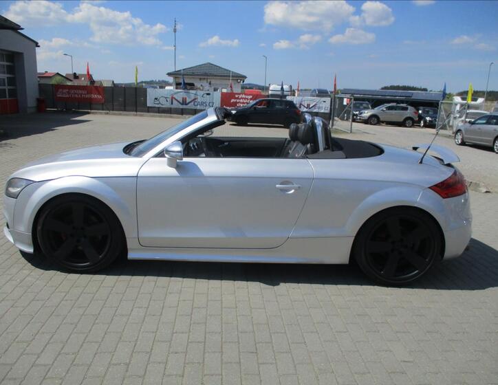 Audi TT 2