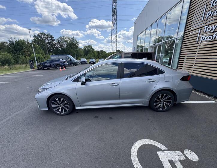 Toyota Corolla 3