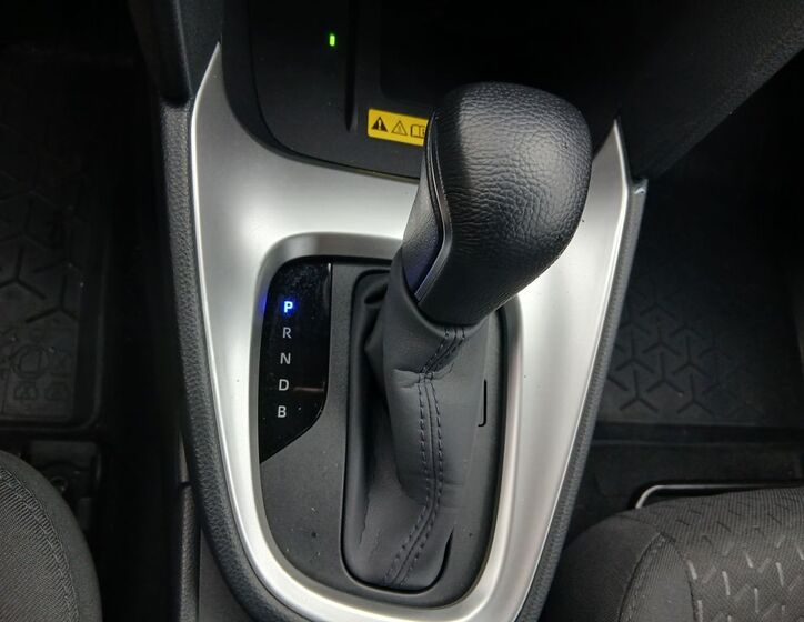 Toyota Yaris Cross 25