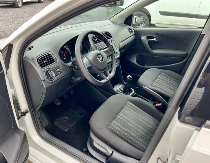 Volkswagen Polo 11