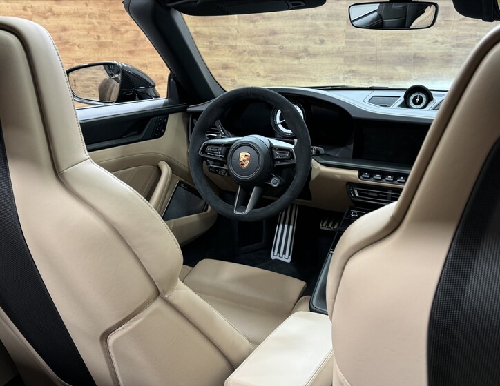 Porsche 911 25