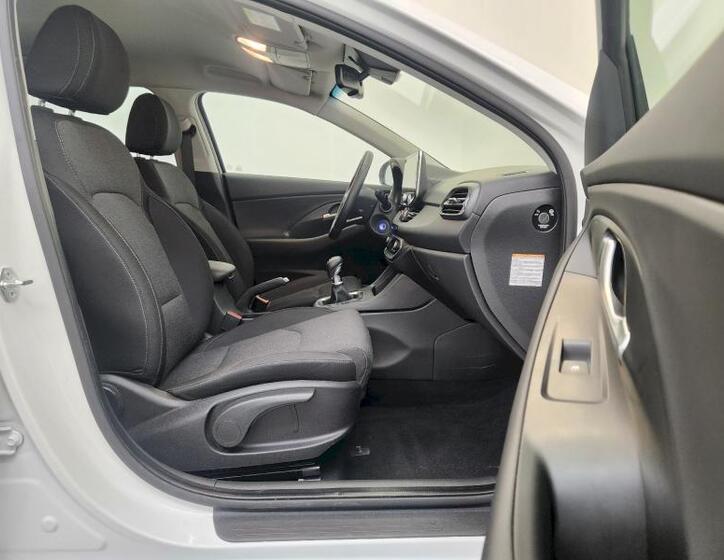 Hyundai i30 13