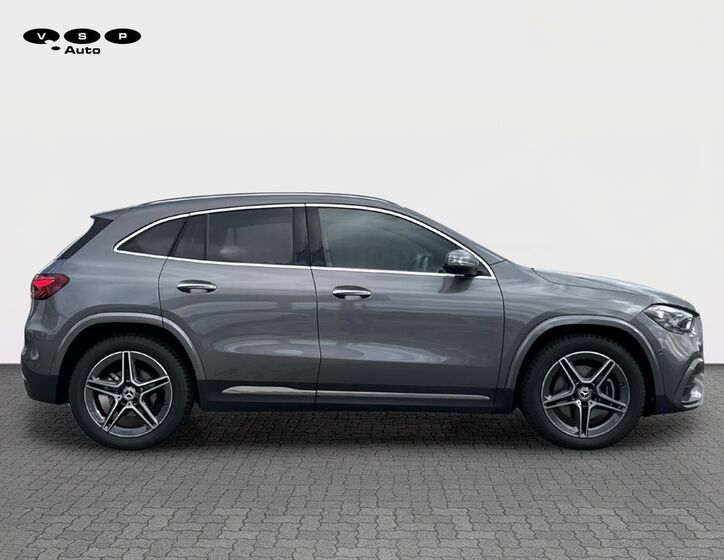 Mercedes-Benz GLA 6