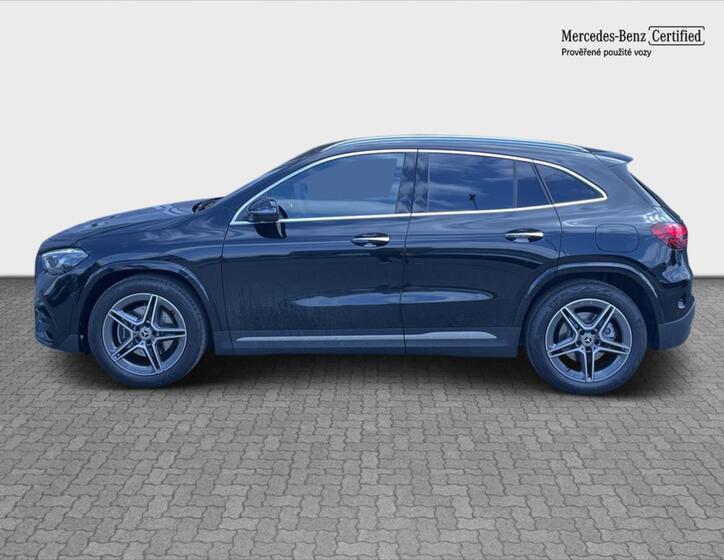 Mercedes-Benz GLA 2