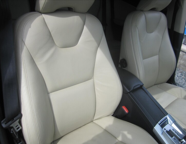 Volvo XC60 19