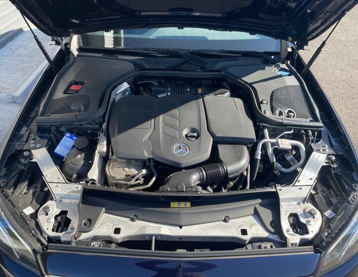Mercedes-Benz Třídy E 27