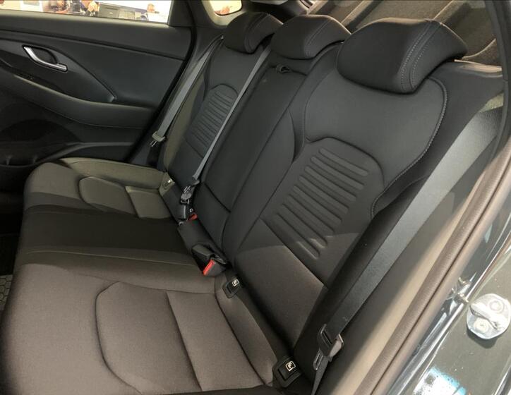 Hyundai i30 21