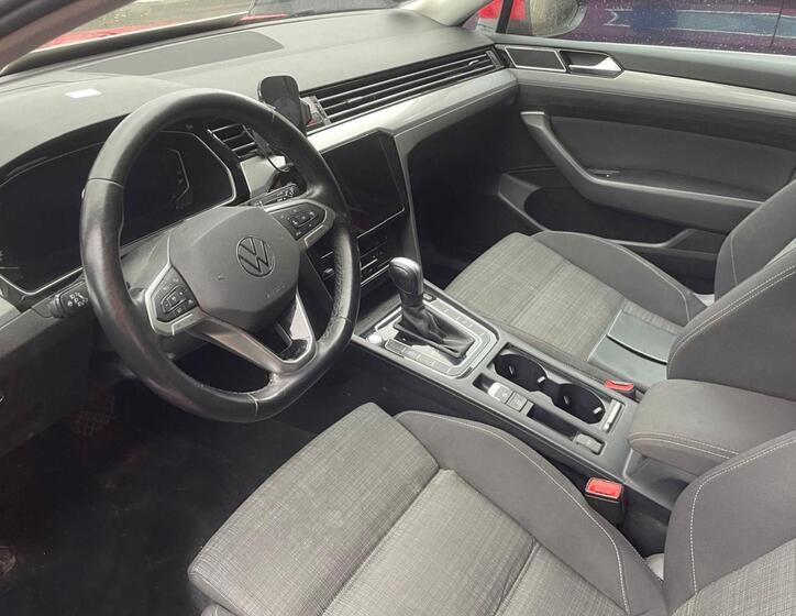 Volkswagen Passat 2