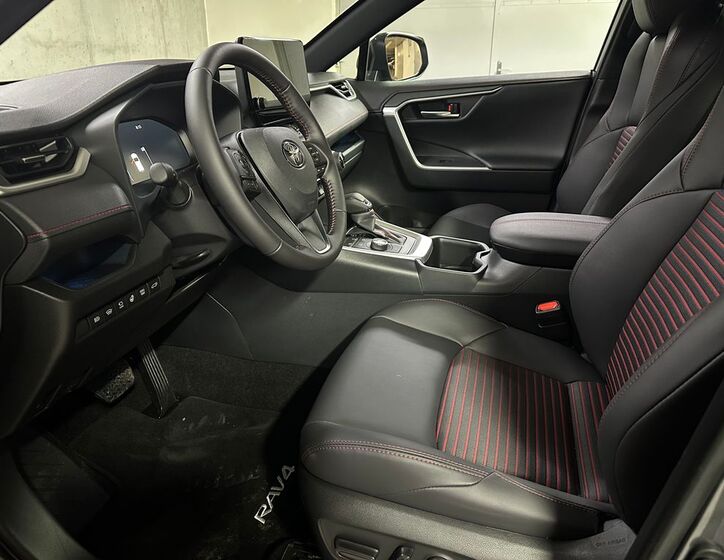 Toyota RAV4 9
