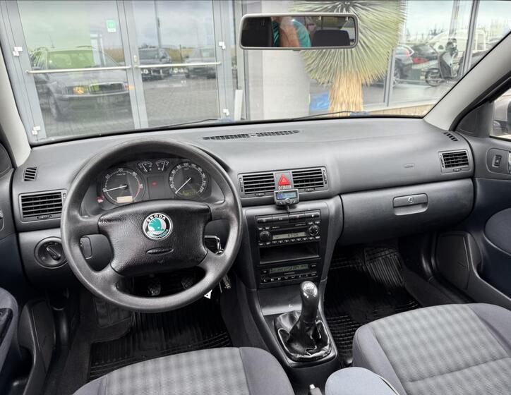 Škoda Octavia 14
