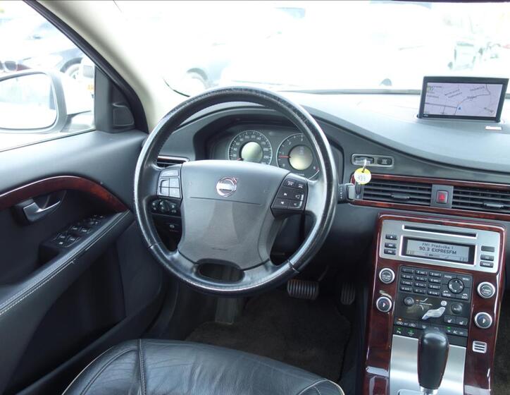 Volvo S80 22