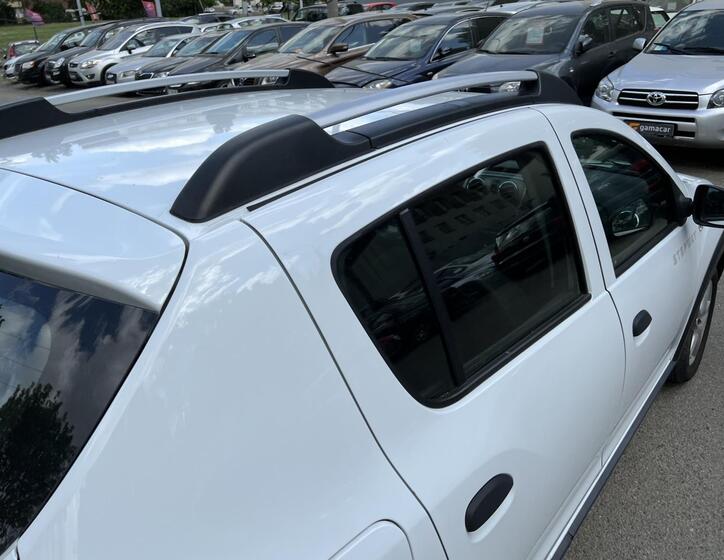 Dacia Sandero 31